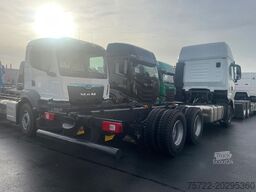 IVECO X-WAY 570 BL Fahrgestell Holz Sofort Verfügbar