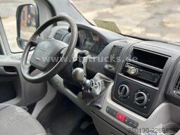 Citroën Jumper Kasten 60 HDI 100 AHK Regale