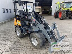 Giant G2200E