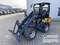 Giant G2200E