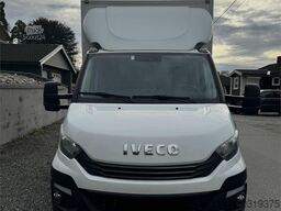Iveco Daily 35S16 4x2 box truck w/ lift and two sets of