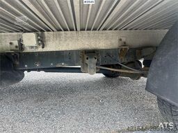 Iveco Daily 35S16 4x2 box truck w/ lift and two sets of