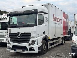 Mercedes-Benz Actros 1833 4x2 Box truck w/ Full side opening.