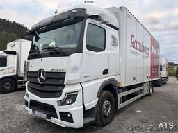 Mercedes-Benz Actros 1833 4x2 Box truck w/ Full side opening.
