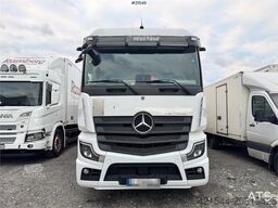 Mercedes-Benz Actros 1833 4x2 Box truck w/ Full side opening.