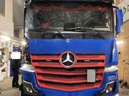 MERCEDES-BENZ Actros 1851 4x2 Unfallschaden/damaged