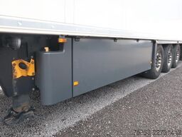 Schmitz Cargobull SKO 24 bitemp Multitemp Doppelstock Carrier