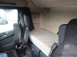 Mercedes-Benz 1851 LS Actros Gigaspace Retarder Standklima PTO