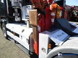 Scania R 580 6x4 Euro 6 + Jonsered 2850 crane