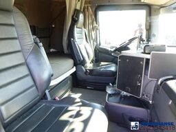 Scania R 580 6x4 Euro 6 + Jonsered 2850 crane