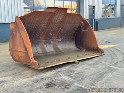 Caterpillar 972K 4.6m3 Fusion coupler