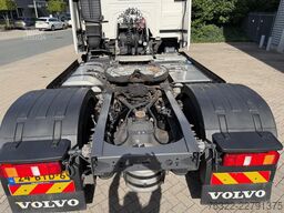 Volvo FM 460 4X2 GLOBETROTTER DYNAMIC STEERING / ALCO...
