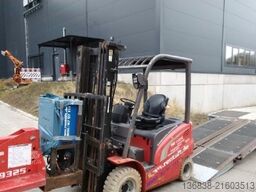 Manitou ME 425 C 2,5 t Elektro