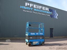 Genie GS1932 Electric, Working Height 7.8 m, 227kg Capac