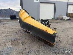  Øveraasen DEHS 285 snow plow