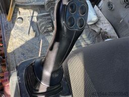 Volvo EC700C Tracked Excavator – Digging Bucket and Soos