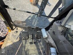 Volvo EC700C Tracked Excavator – Digging Bucket and Soos