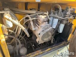 Volvo EC700C Tracked Excavator – Digging Bucket and Soos