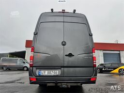 Mercedes-Benz Sprinter 519 CDI Minibus – 17 Seats – 178,000 km –