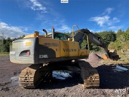 Volvo EC240CL Tracked Excavator – Digging Bucket