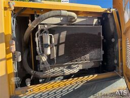 Volvo EC240CL Tracked Excavator – Digging Bucket