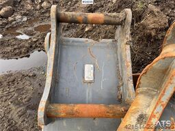 Volvo ECR235EL Excavator w/ Rototilt, 3 buckets, GPS and