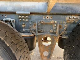 DAF CF 85.380 8x2 HOOKLIFT + CRANE PALFINGER PK1500...