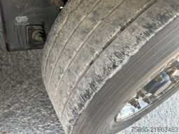 Krone Profi Liner / Curtainside / Loadlift 2000 kg / ...