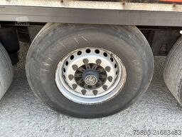 Krone Profi Liner / Curtainside / Loadlift 2000 kg / ...