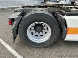 Volvo FM 370 Globetrotter / 839 dkm / 2 Tanks / Full ...