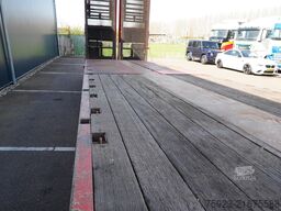 Nooteboom 3 axle semi low loader extendable