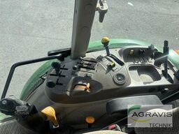 John Deere 5075 M