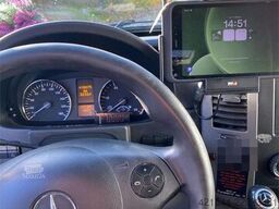 Mercedes-Benz Sprinter 519 CDI 4x2 minibus – 17 seats and approv