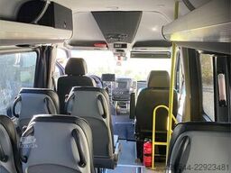 Mercedes-Benz Sprinter 519 CDI 4x2 minibus – 17 seats and approv