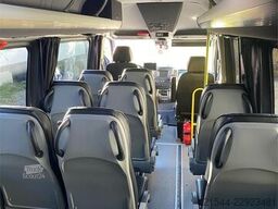 Mercedes-Benz Sprinter 519 CDI 4x2 minibus – 17 seats and approv