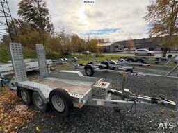 Brian James Trailers P-Draw 2400 Trailer with loading ramps