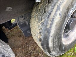  Nor-Slep Triple-Axle Trailer – Needs Repairs