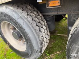  Nor-Slep Triple-Axle Trailer – Needs Repairs