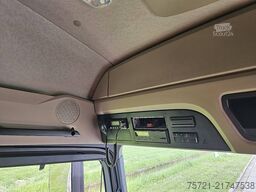 MERCEDES-BENZ ACTROS 1843