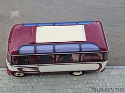 MERCEDES-BENZ Vorgänger Sprinter O 319 Samba mit Faltdach AC