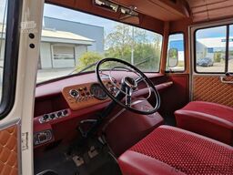 MERCEDES-BENZ Vorgänger Sprinter O 319 Samba mit Faltdach AC