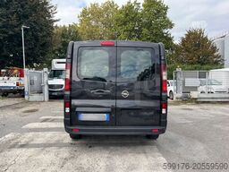 Opel Vivaro - B