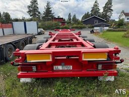 Fruehauf container semi-trailer