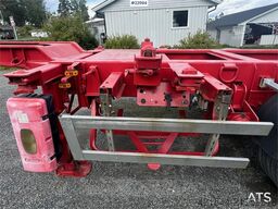 Fruehauf container semi-trailer