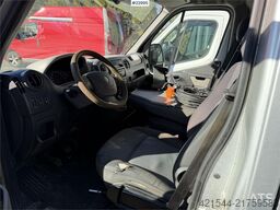 Renault Master van, repair object