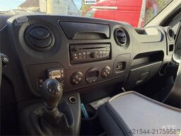 Renault Master van, repair object