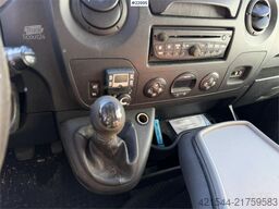 Renault Master van, repair object