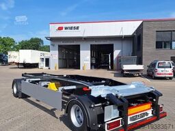  Wiese Abrollanhänger Schlittenanhänger