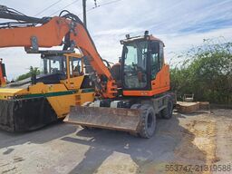 Liebherr A 912 Compact