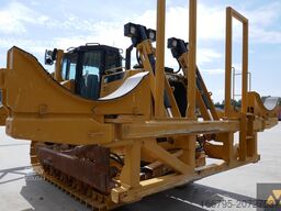 Caterpillar D8T Pipe carrier